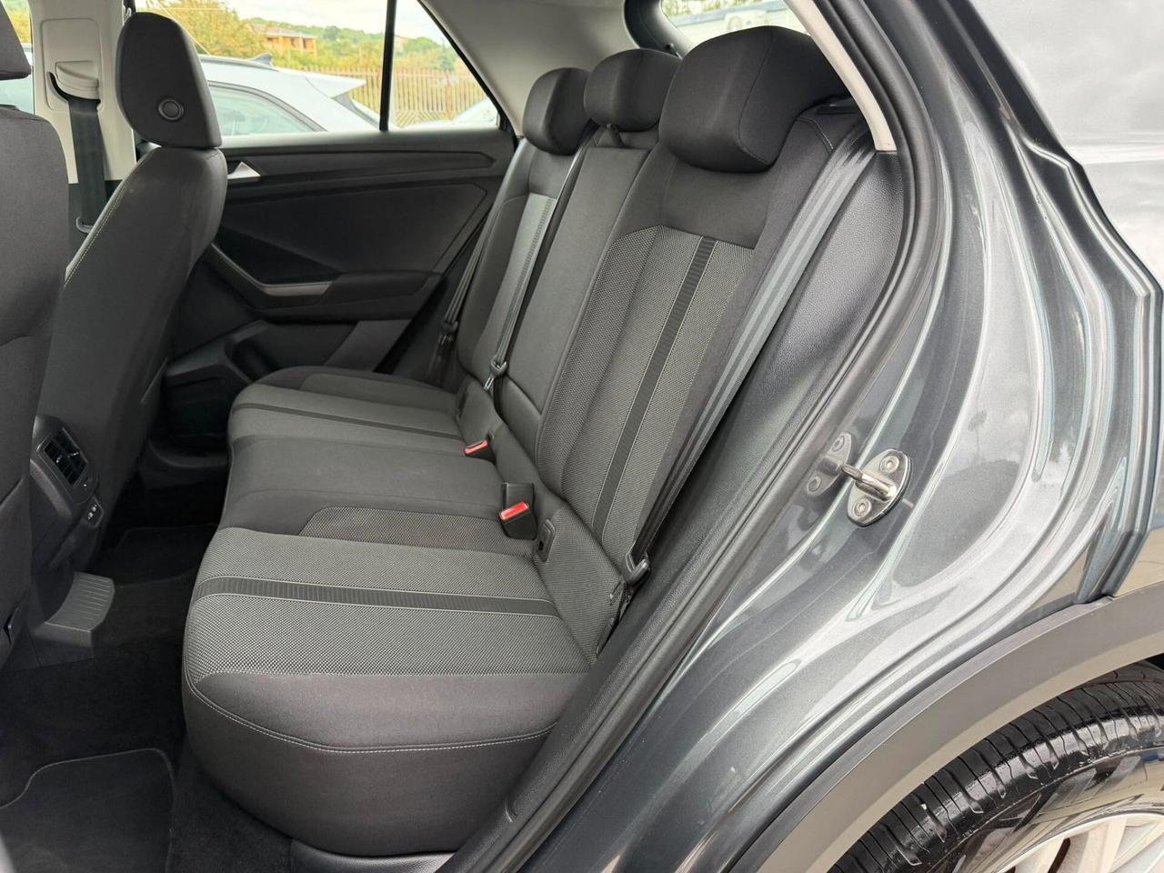 Volkswagen T-Roc 2.0 TDI 116CV 6M LED CARPLAY