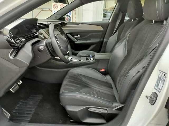 Peugeot 308 Plug-in Hybrid 225 e-EAT8 GT
