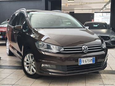VOLKSWAGEN Touran 2.0 TDI 150 CV 7 POSTI