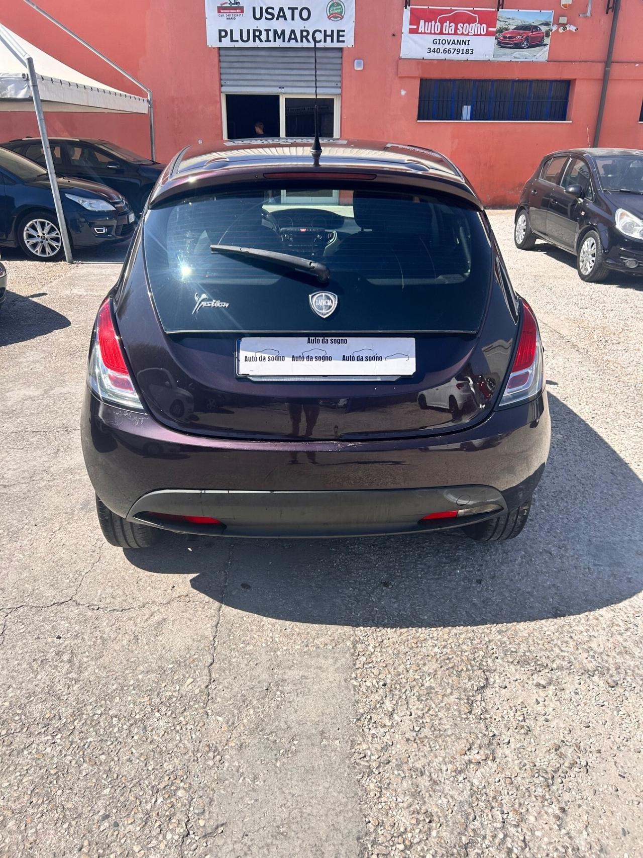 Lancia Ypsilon 1.2 69 CV 5 porte S&S Platinum