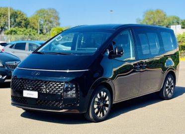 Hyundai Staria 1.6 HEV AT 2WD 7 posti Luxury