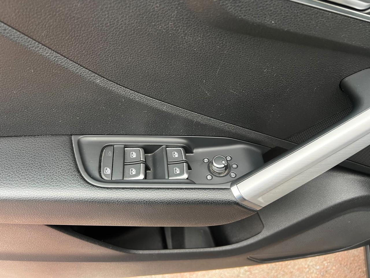 Audi Q2 30 TDI -2019- NAVI- LED