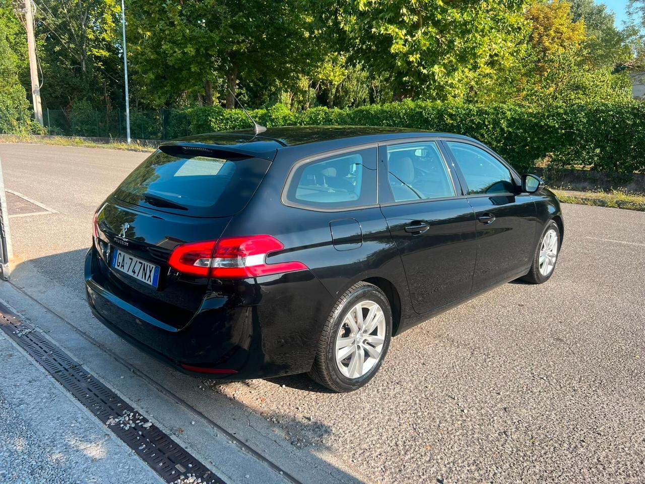 Peugeot 308 BlueHDi SW Active