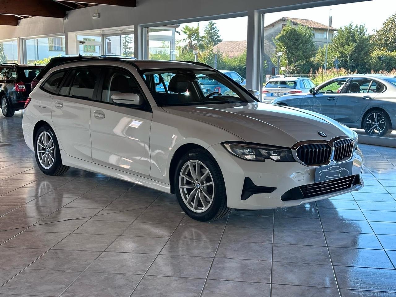 Bmw 318d 48V Touring Serie 3 G21 2022 Touring Business Advantage Auto *UniProprietario*2022