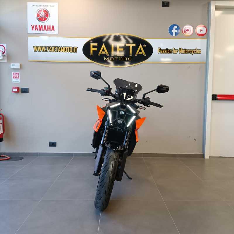 KTM 990 Duke - 2024