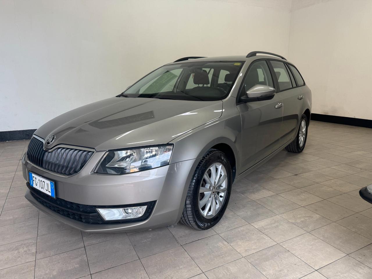 Skoda Octavia 1.6 TDI CR 110 CV 4x4 Wagon Scout 11/2016