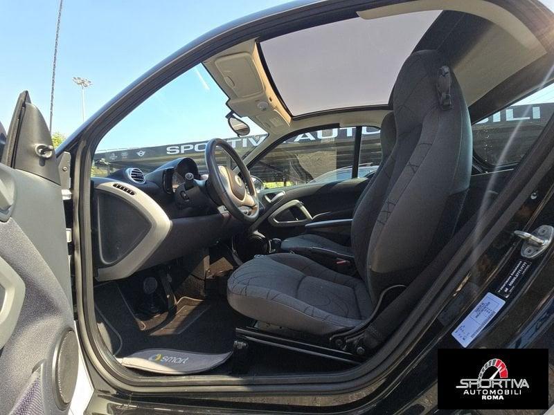smart fortwo SERVOSTERZO PELLE NAVI UNIPRO!