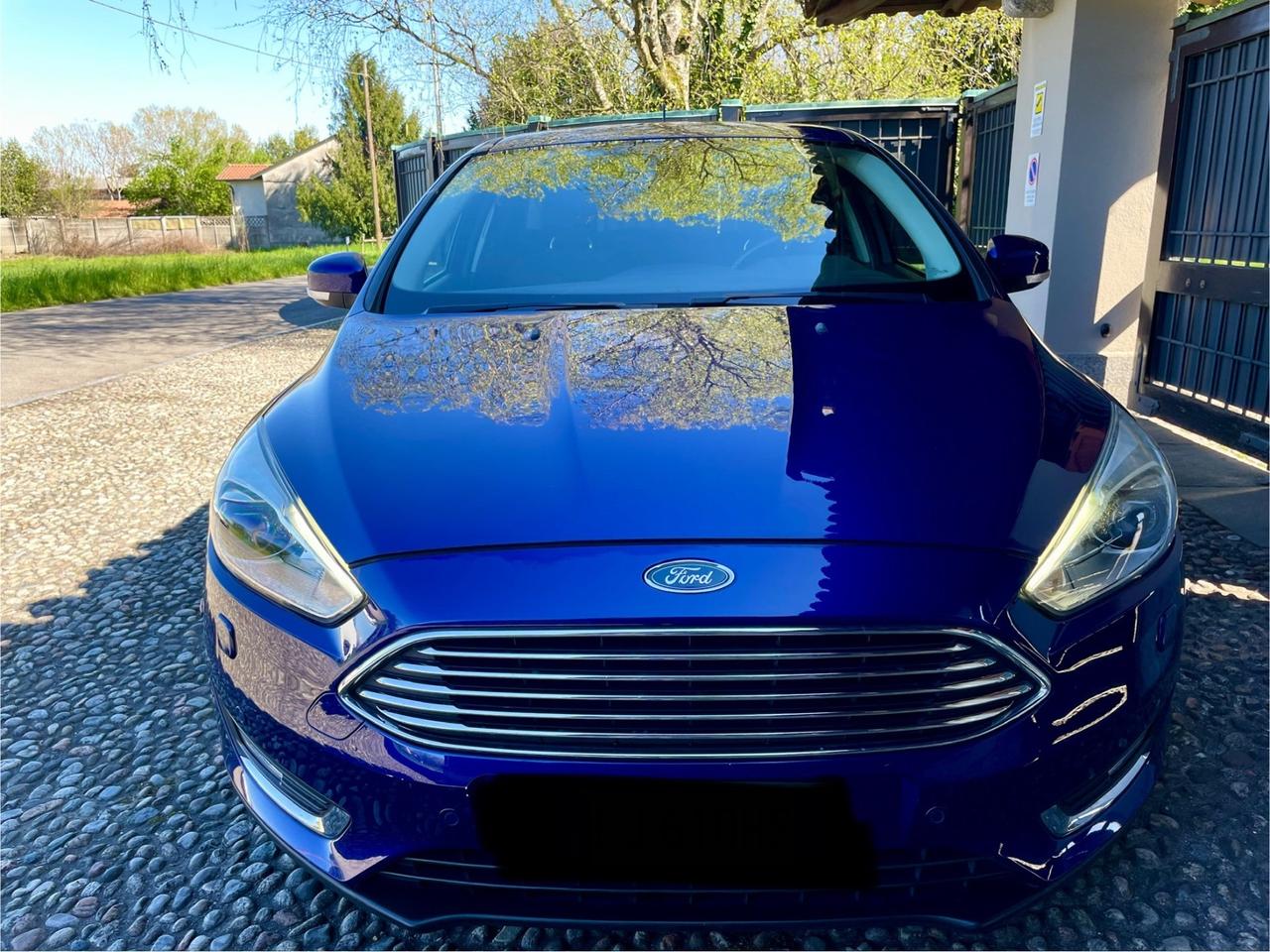 Ford Focus 1.5 TDCi 120 CV Titanium *SOLO 120000 KM*