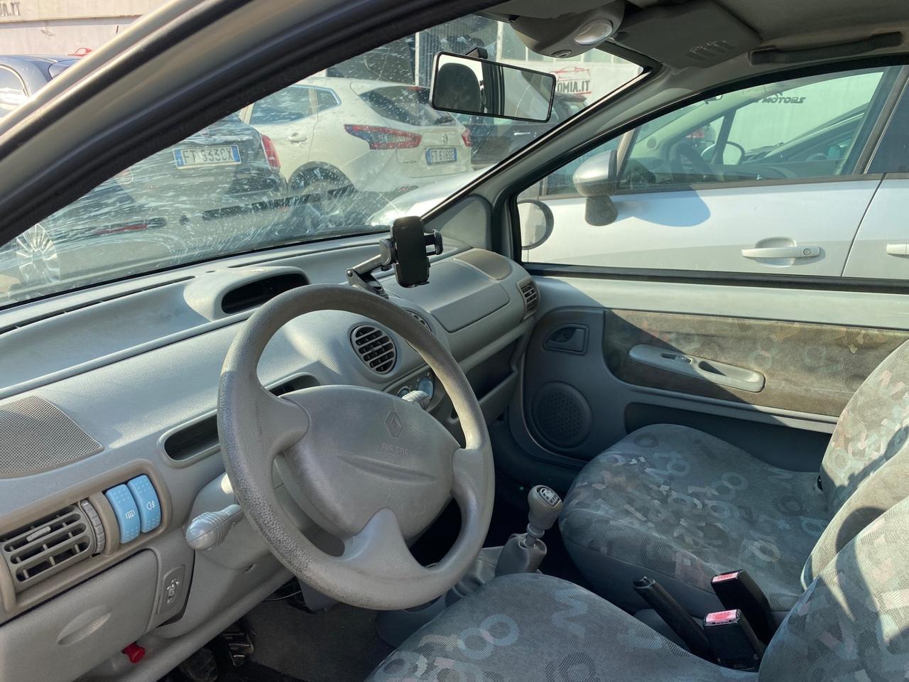 Renault Twingo 1.2 8V PARI AL NUOVO