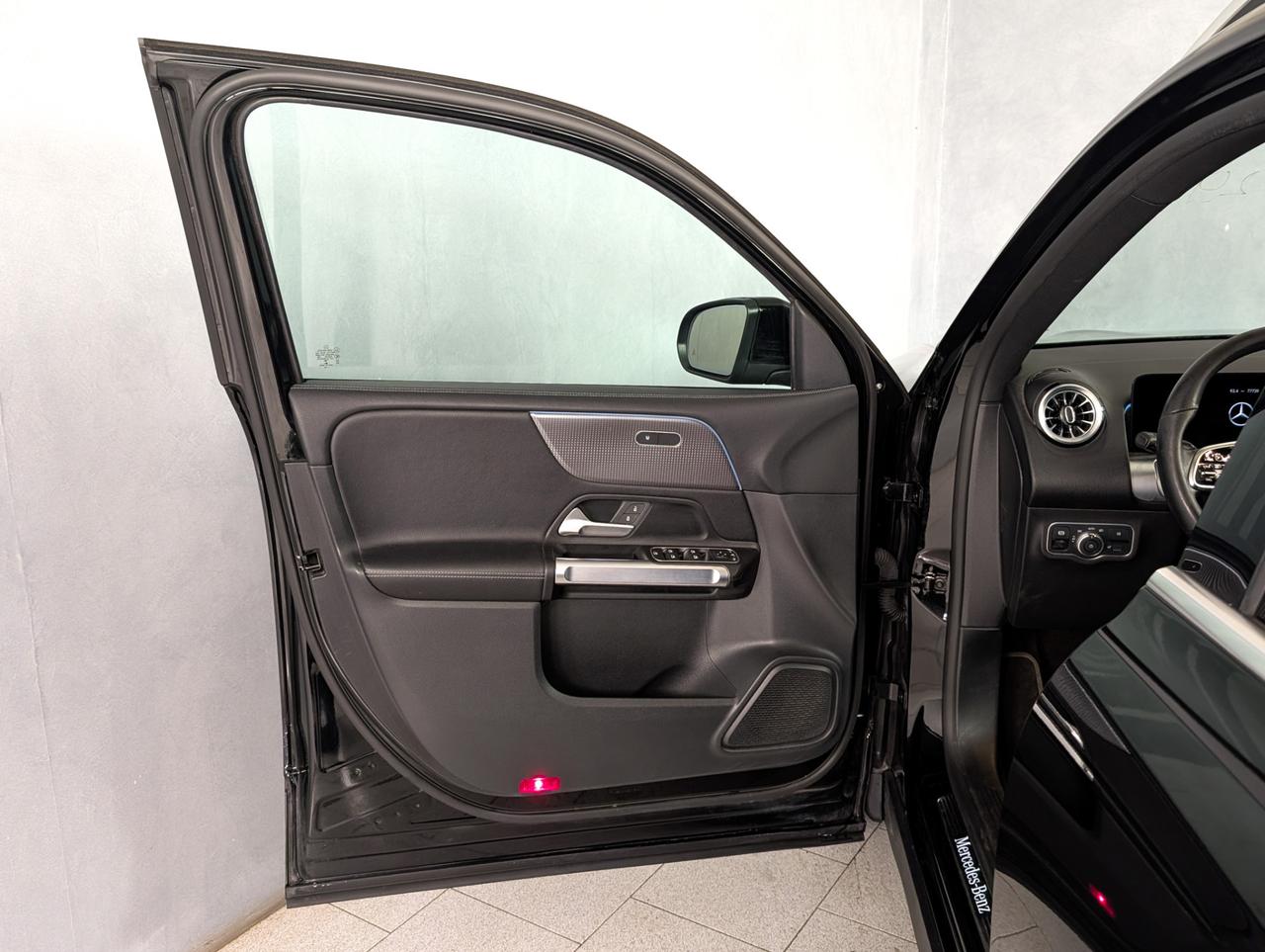 Mercedes-Benz 200d Automatic Sport