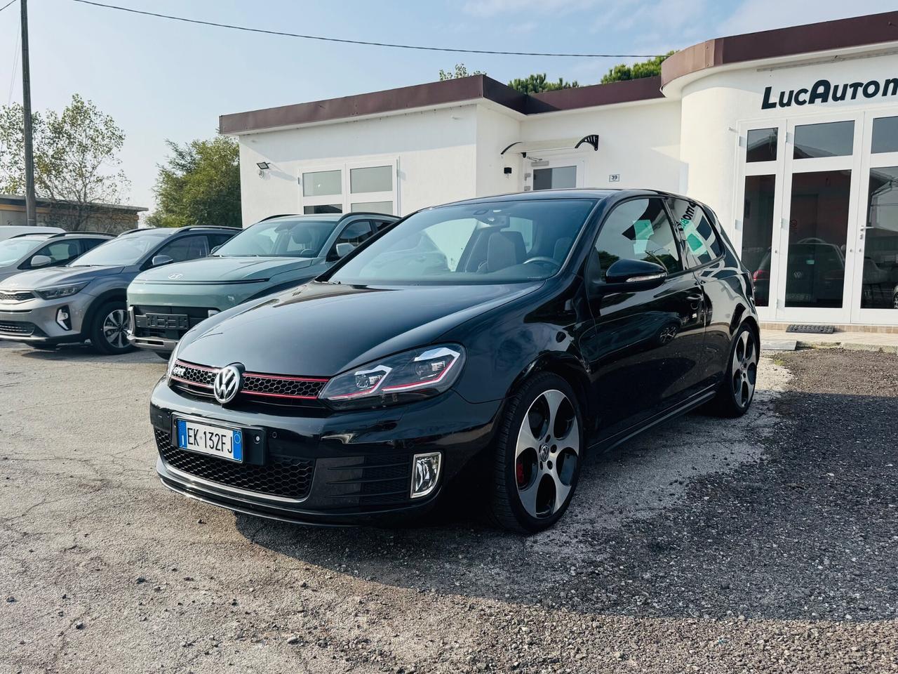 Volkswagen Golf GTI 2.0 TSI 3p.