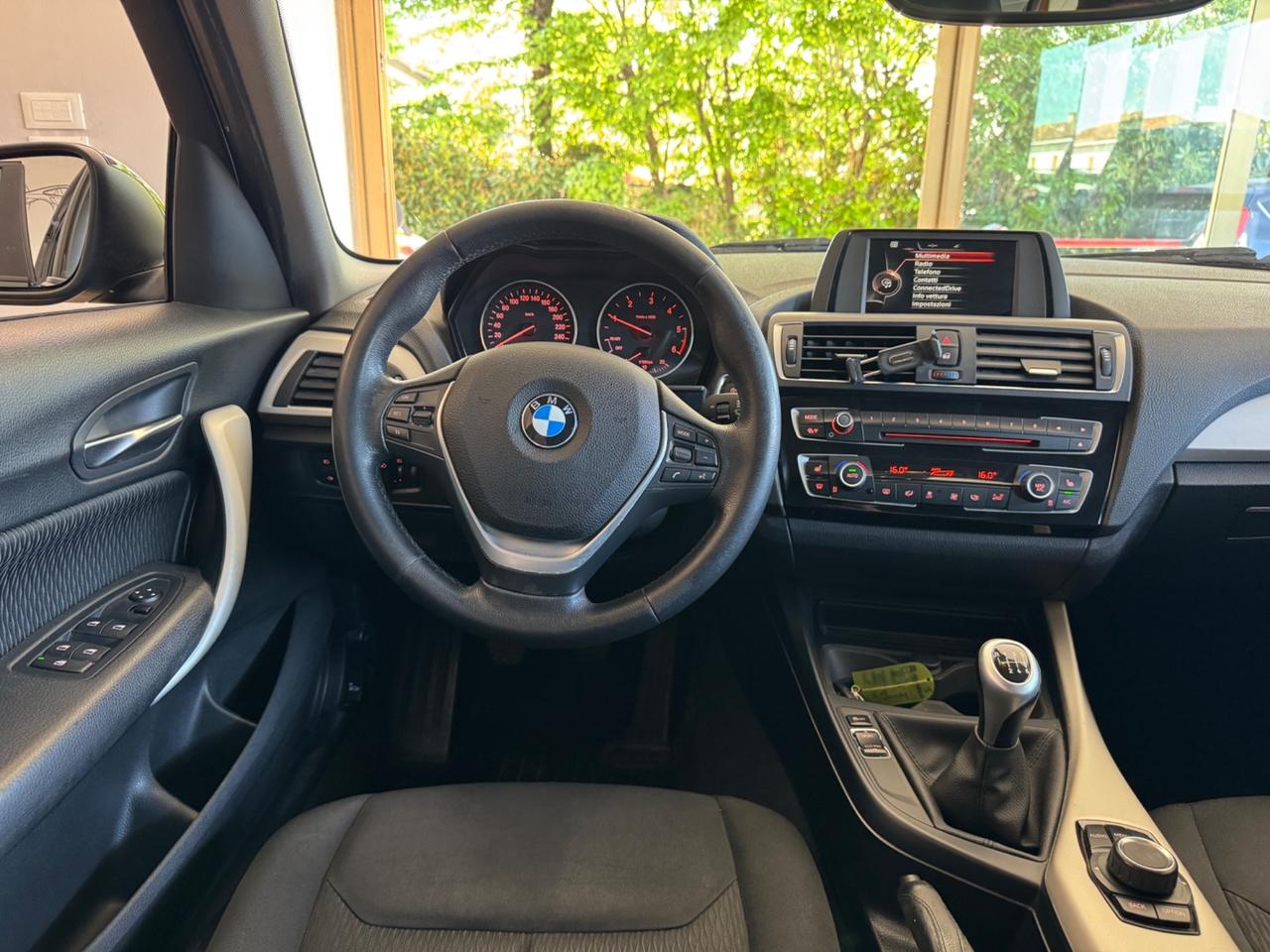 Bmw 116 116d 5p. Business