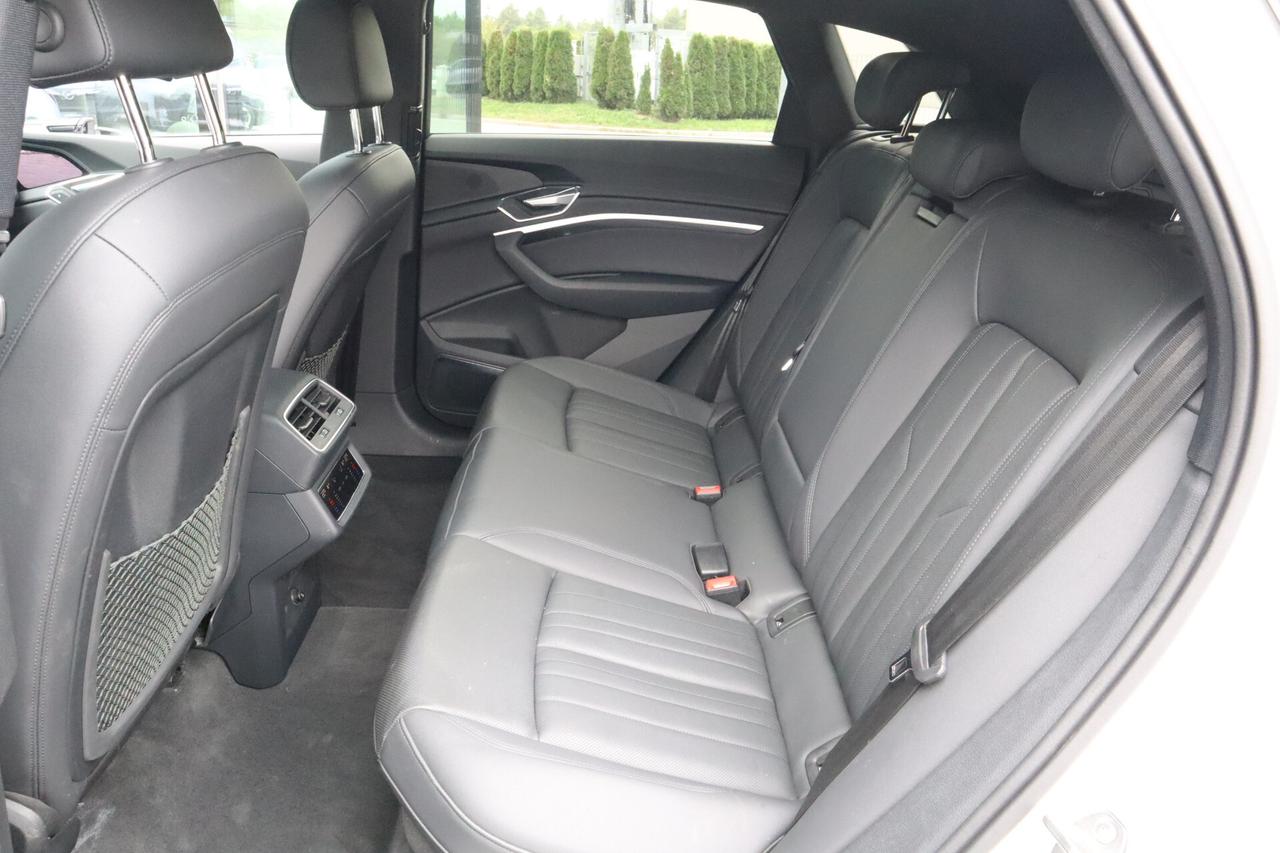 Audi e-tron 55 Quattro 408CV MATRIX HEAD-UP BANG&OLUFSEN MEMORY 360° 21"