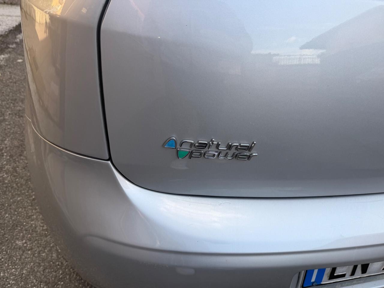 Fiat Punto 1.4 8V 5 porte Natural Power Easy