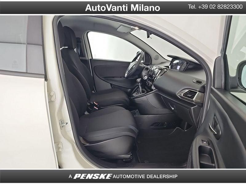 Lancia Ypsilon 1.2 69cv Platinum
