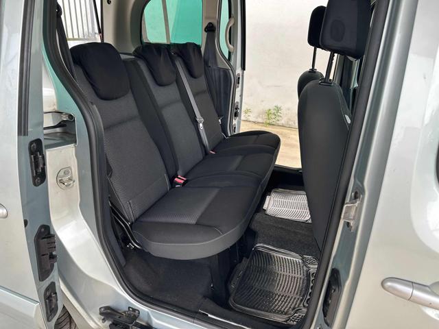 RENAULT Kangoo BENZINA/GPL 5 POSTI CAMBIO AUTOMATICO NAVIGATORE