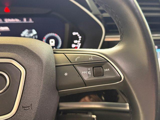 AUDI Q3 35 TDI Business Advanced