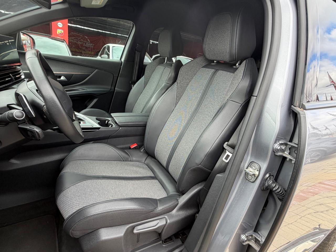 Peugeot 3008 sport allure pack blue hdi 130cv