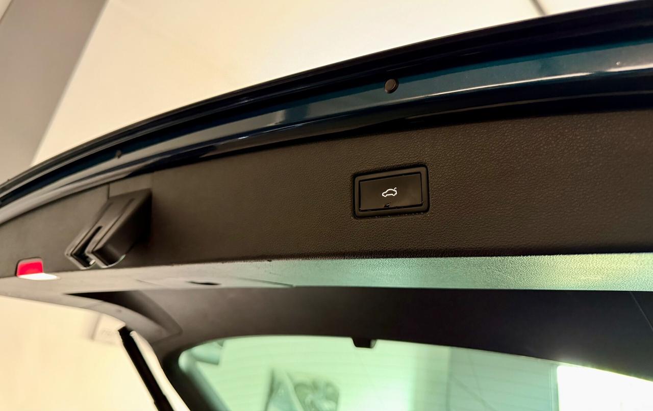 Volkswagen Tiguan 2.0 Tdi 150CV dsg Elegance VIRTUAL