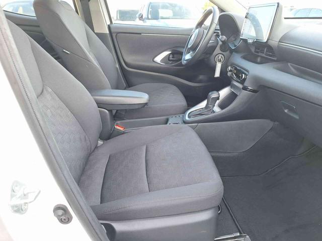 TOYOTA Yaris 1.5 Hybrid 5 porte Active