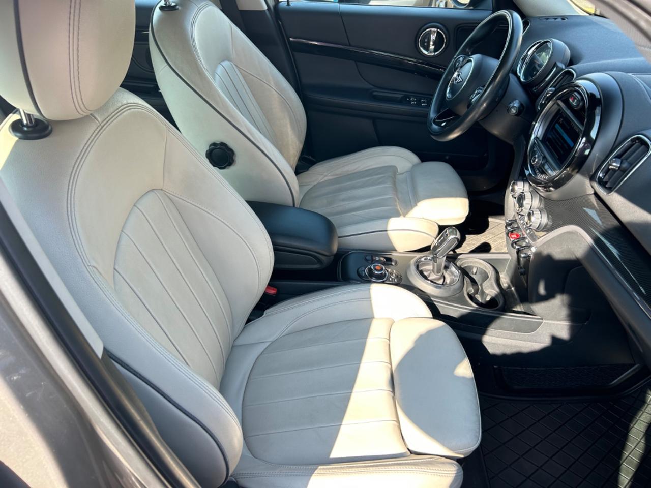 Mini Cooper SD Countryman Mini 2.0 Cooper SD Business Countryman Automatica