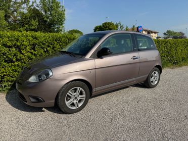 Lancia Ypsilon 1.3 MJT 75 CV Diva - perfetta