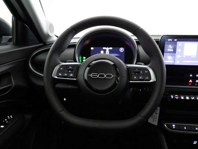 Fiat 600 600 1.2 hybrid 110cv auto