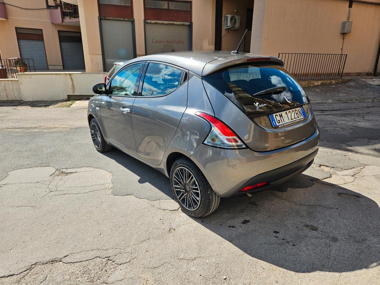 LANCIA YPSILON 1000 NOVEMBRE 2022 CHILOMETRI CERTI