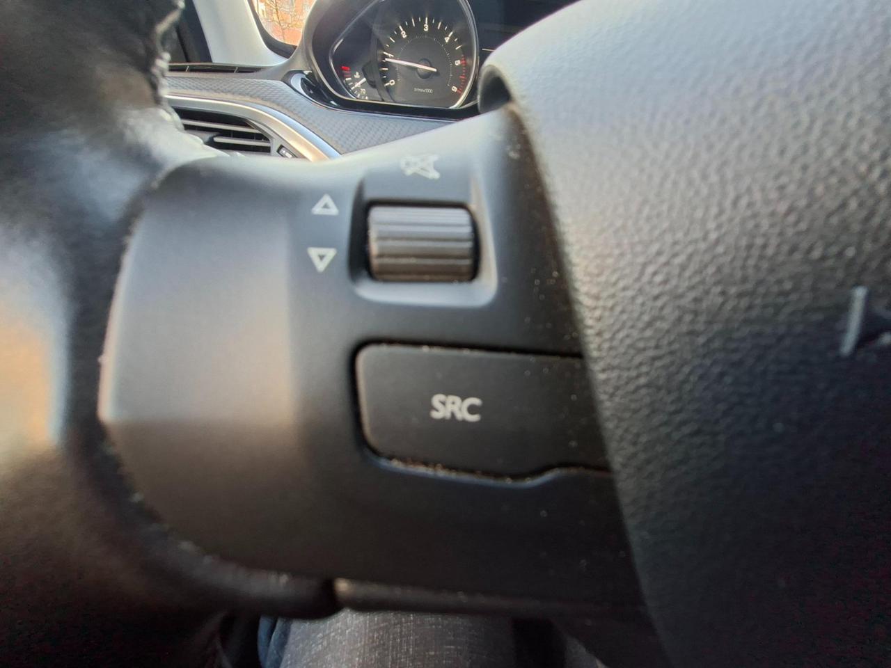 Peugeot 2008 2008 1.5 bluehdi Allure s&s 120cv eat6