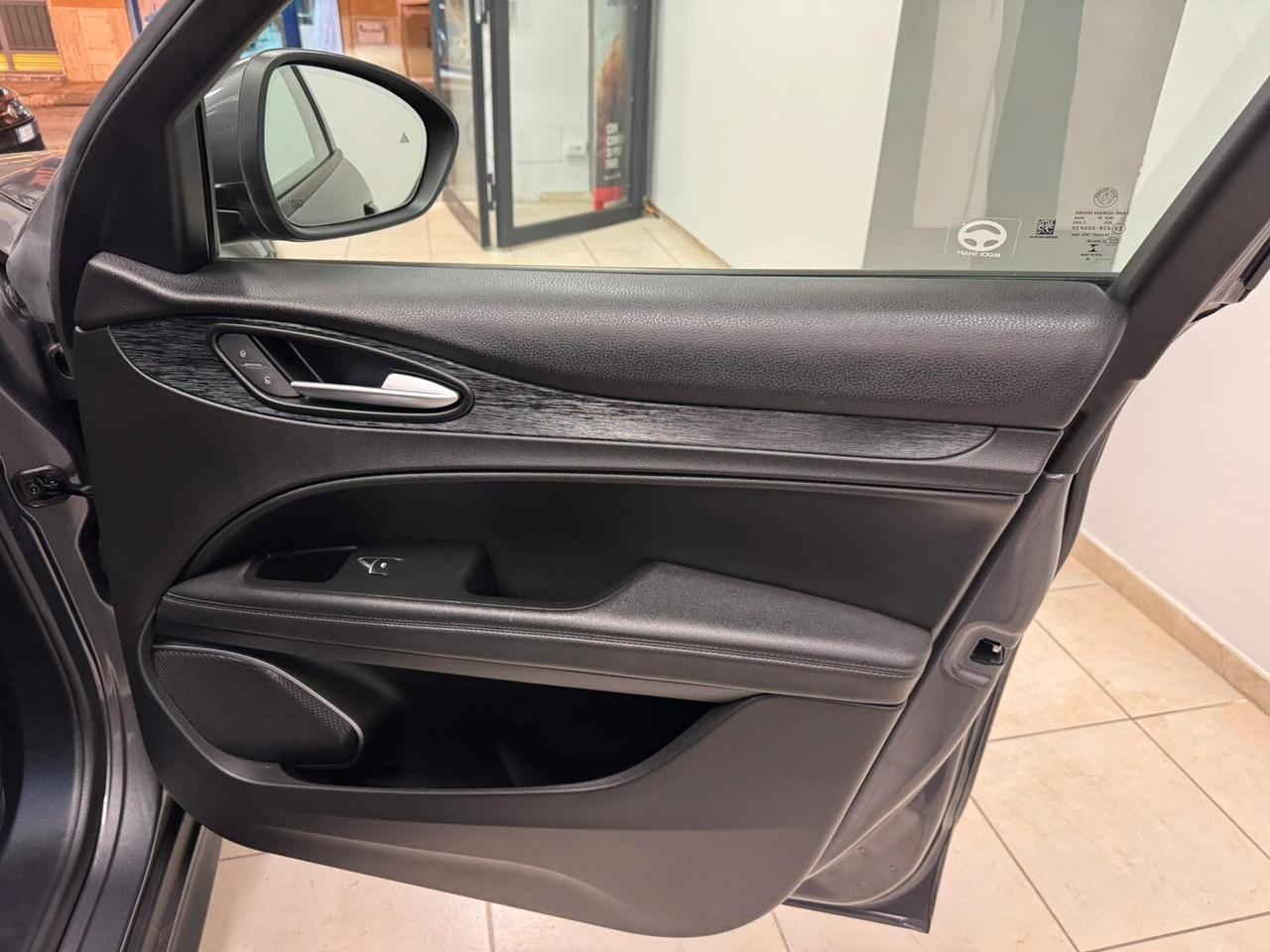 Alfa Romeo Stelvio 2.2 Turbodiesel 190 CV AT8 RWD Executive