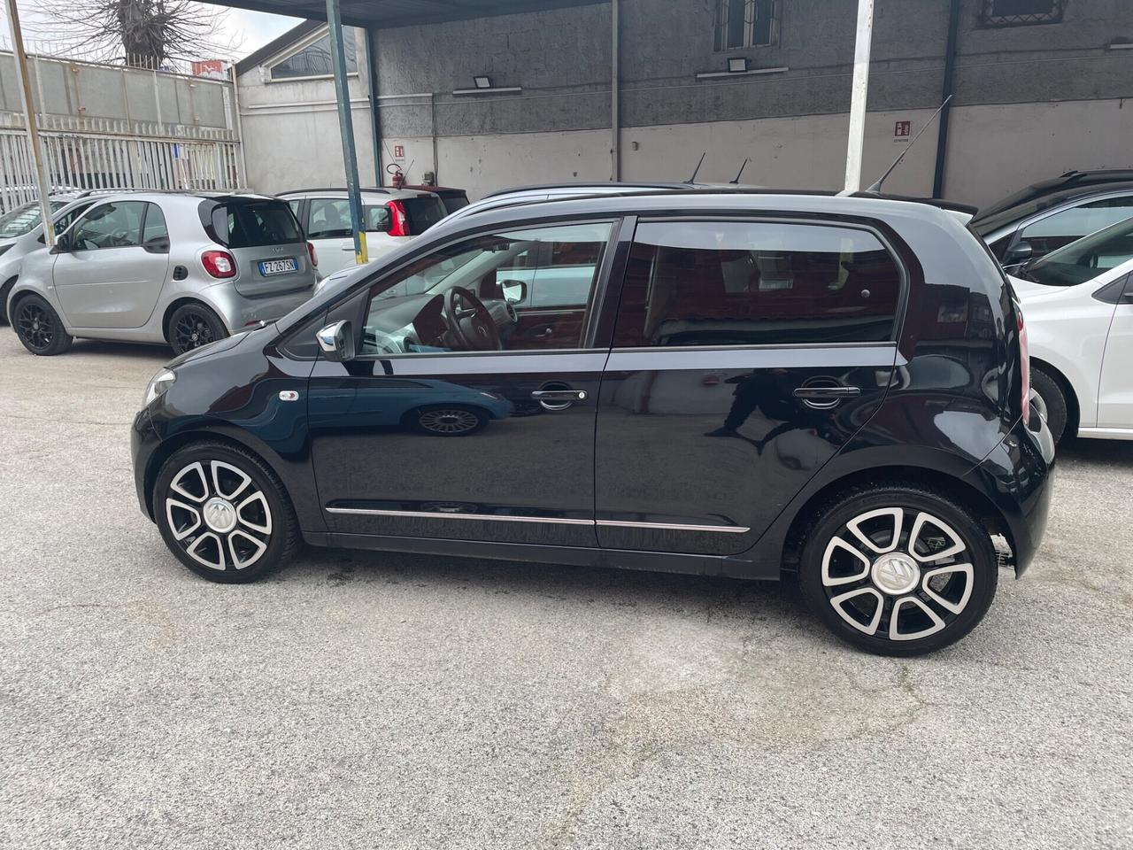 Volkswagen up! 1.0 75 CV 5p. high