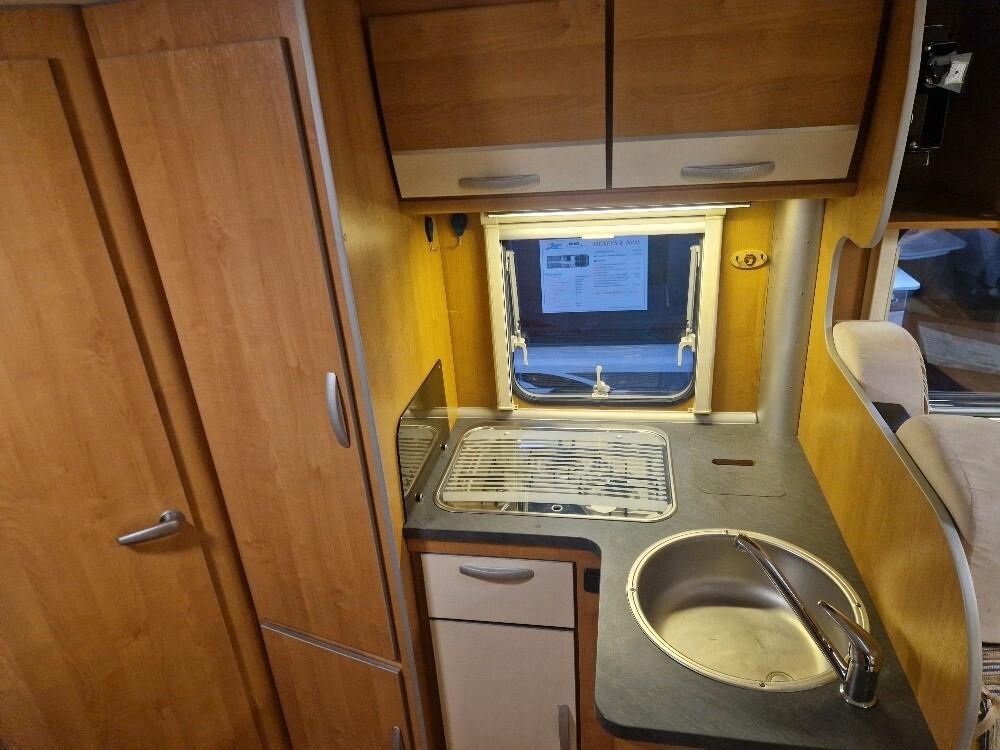 CAMPER ROLLER TEAM AF700P