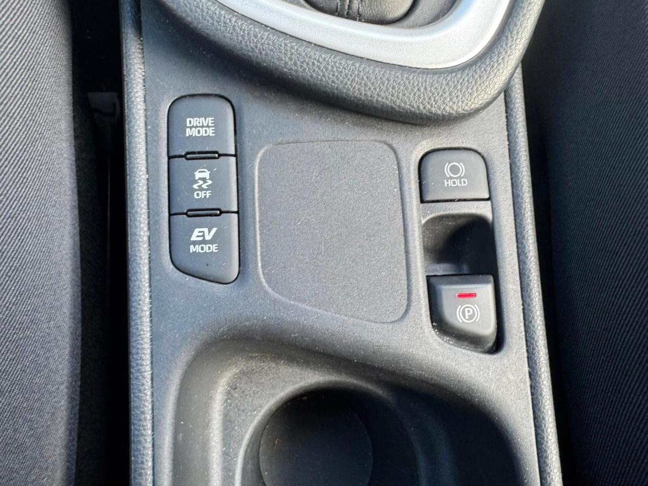 Toyota Yaris 1.5 Hybrid 5 porte Active