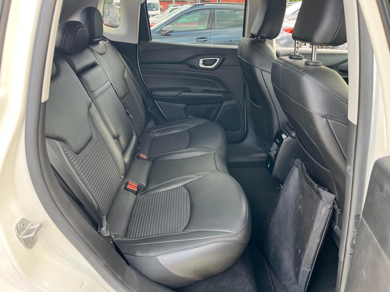 Jeep Compass 1.3 Turbo T4 190 CV PHEV AT6 4xe Business Plus