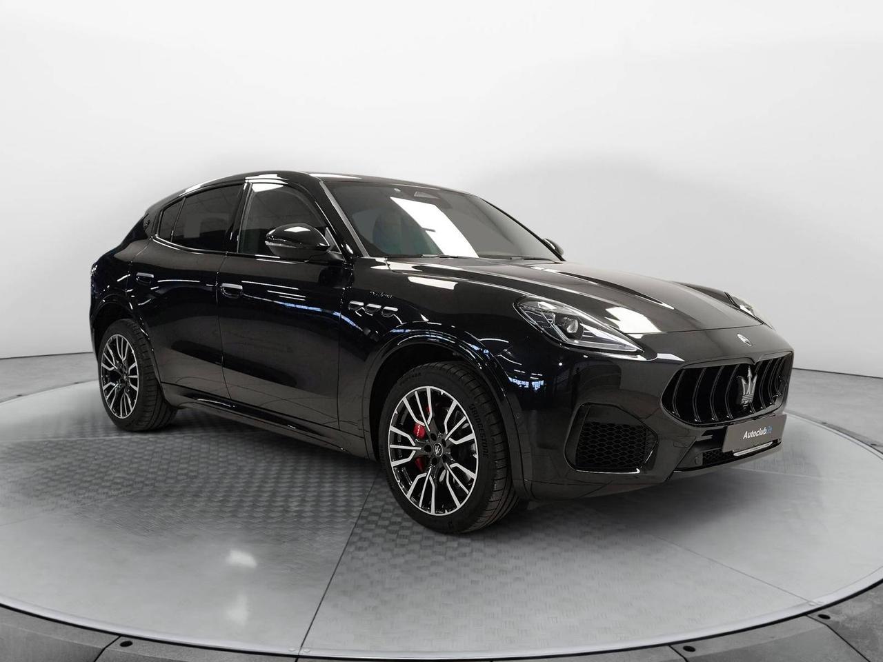 Maserati Grecale Modena 330cv
