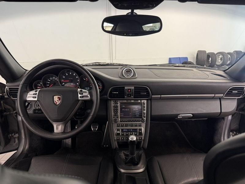 Porsche 911 911 Carrera 4 Coupé