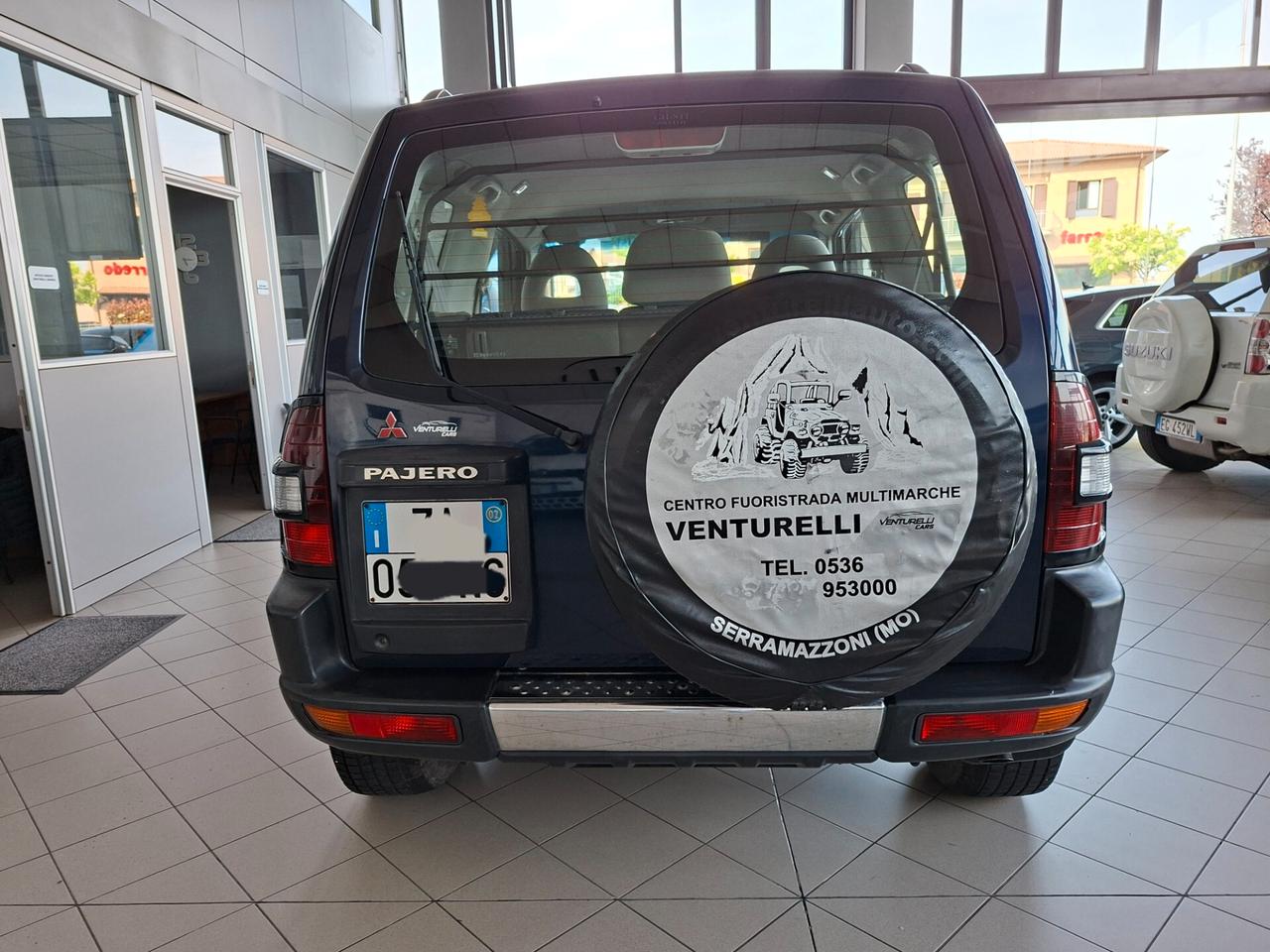 Mitsubishi Pajero 2.5 TDI 3p. GLS1 Autocarro