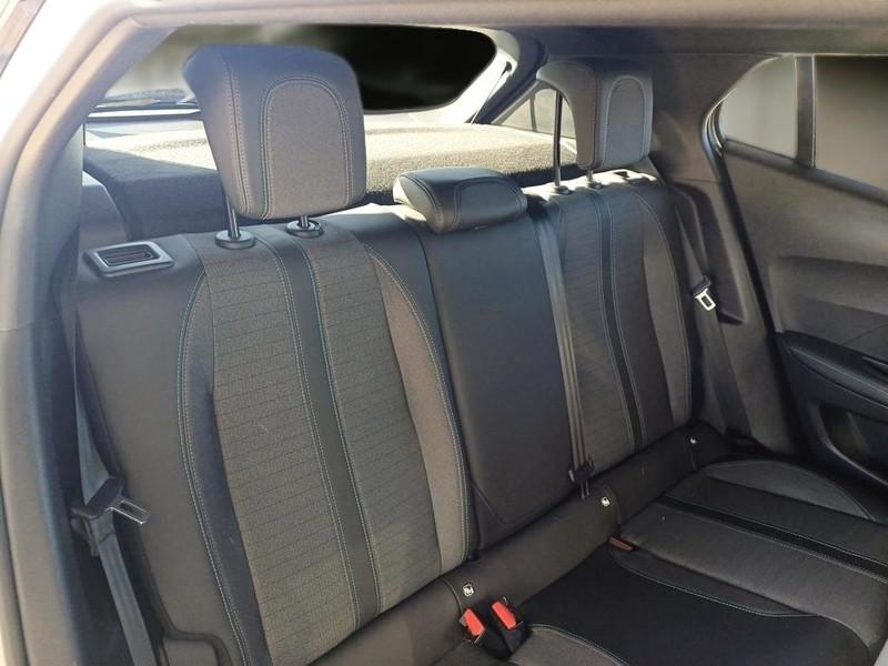 PEUGEOT 2008 BLUEHDI 130 EAT8 ALLURE PACK S/S AUT. CROSSOVER