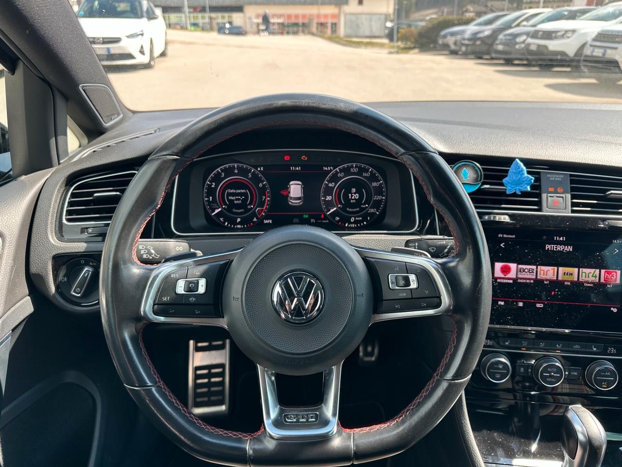 Volkswagen Golf GTI Performance 2.0 245 CV TSI DSG 5p. BMT