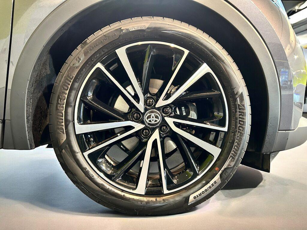 Toyota C-HR 1.8 HV Lounge FWD E-CVT