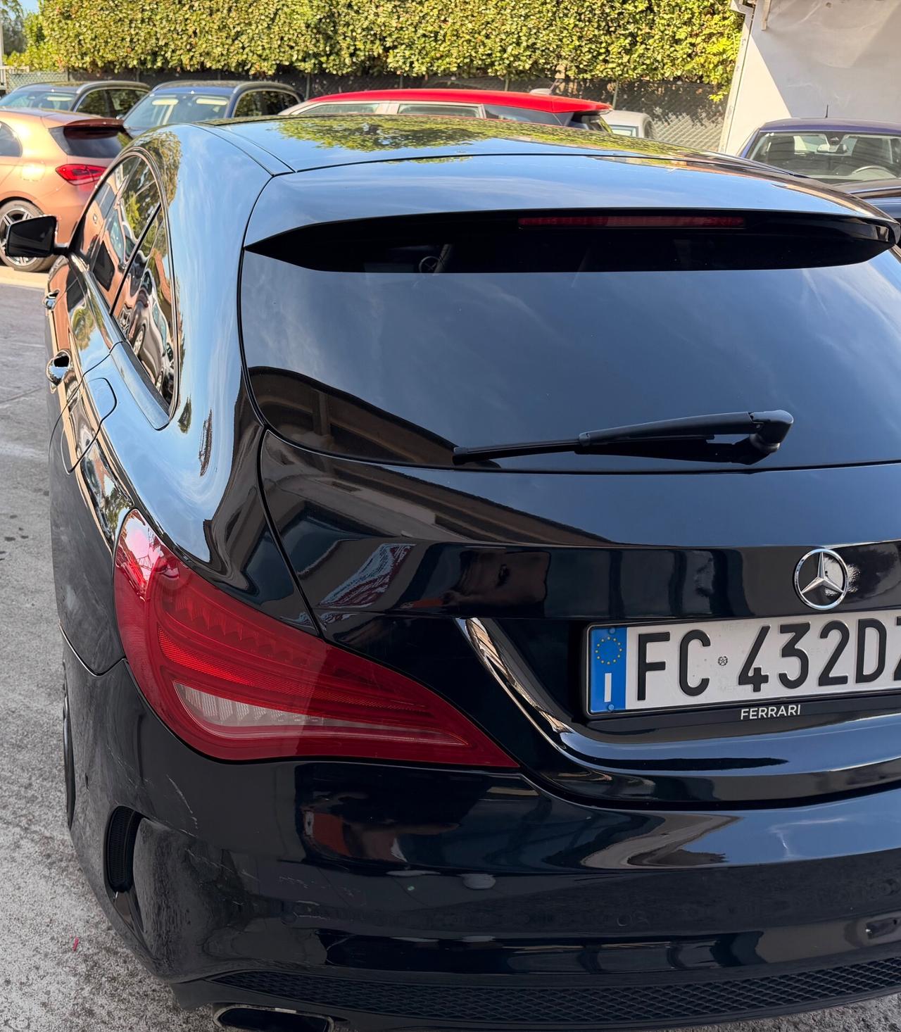 Mercedes-benz CLA 220 d S.W. Automatic Premium Dark Night
