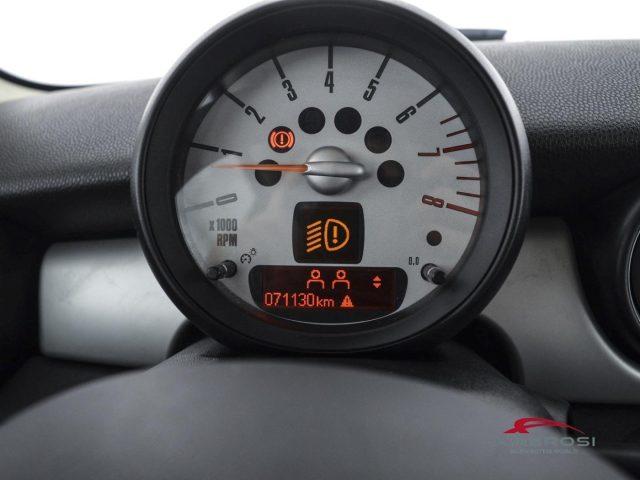 MINI One 1.6 16V One (72kW)