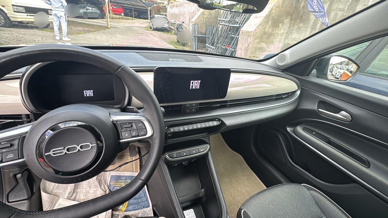 Fiat 600 1.2 Hybrid AUTOMATICA 100 CV ICON 2024 USATO
