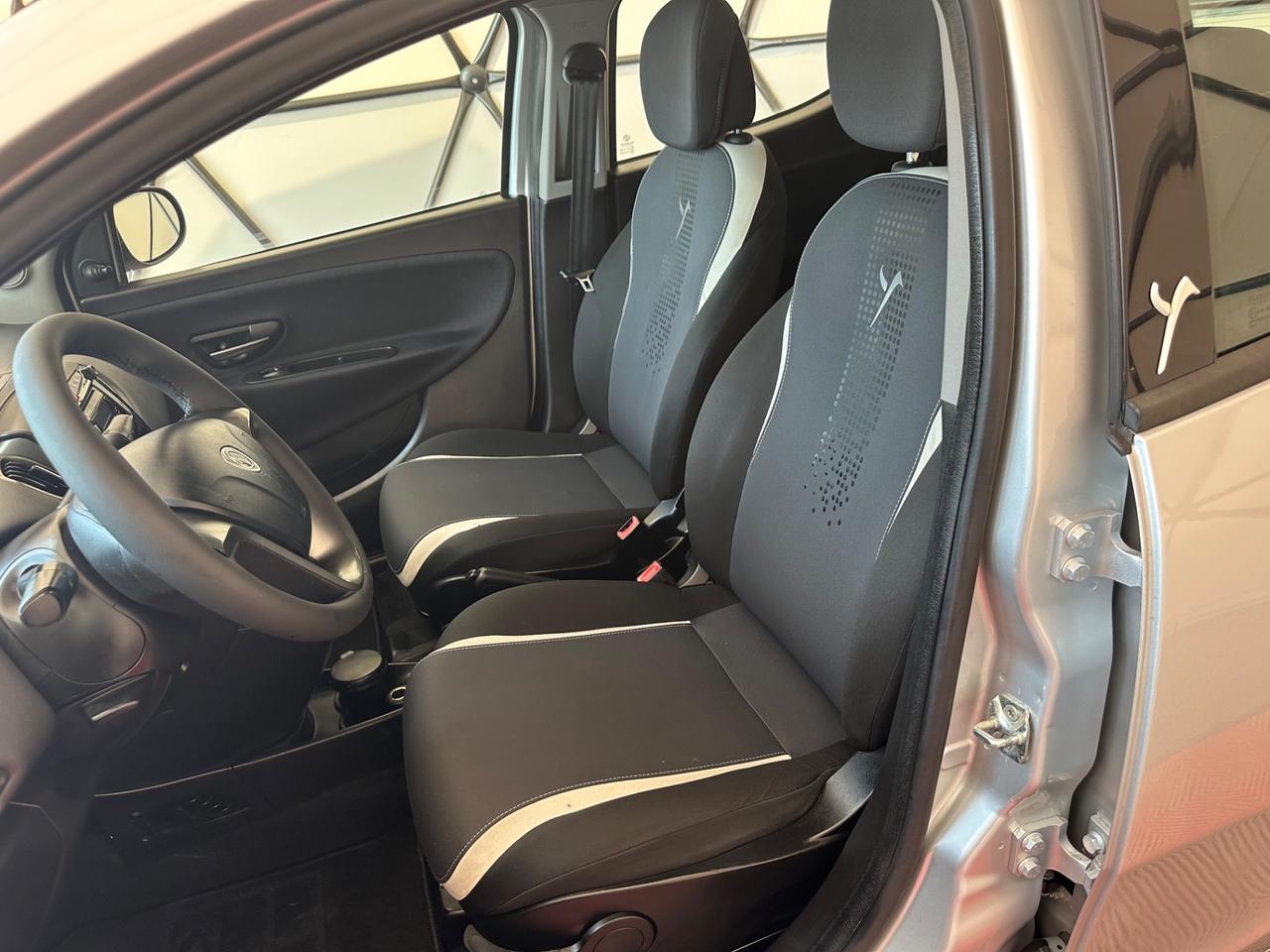 Lancia Ypsilon 1.2 69 CV 5 porte GPL Ecochic Gold