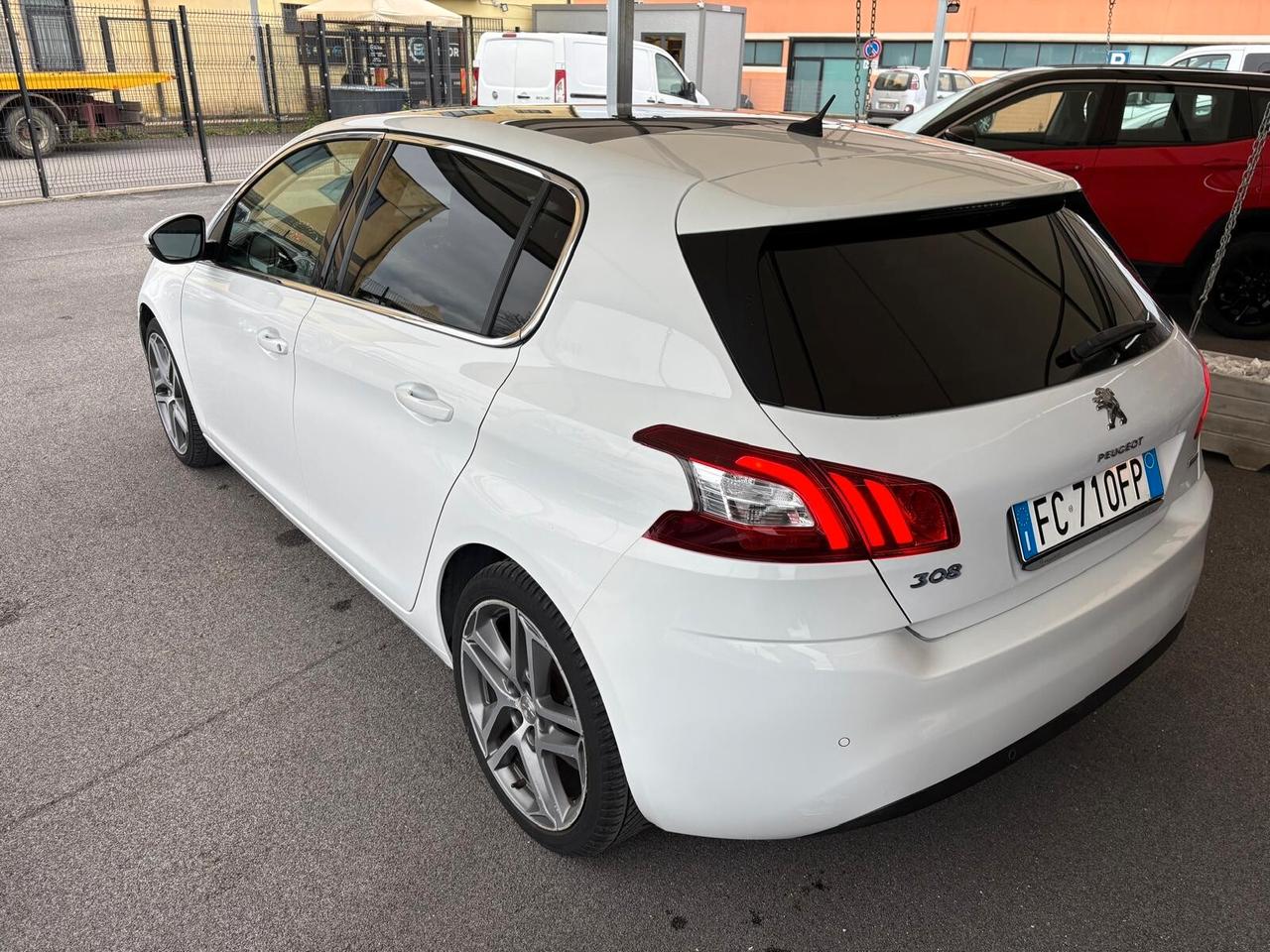 Peugeot 308 1.6 BlueHDi 120cv Allure