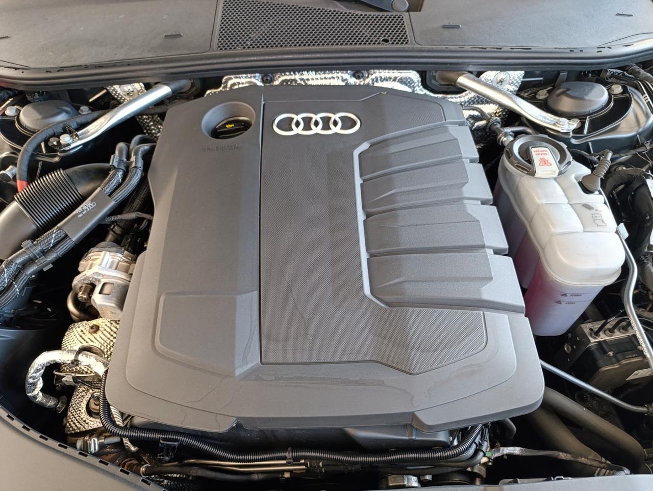 Audi A6 Avant 40 2.0 tdi mhev Business s-tronic my19