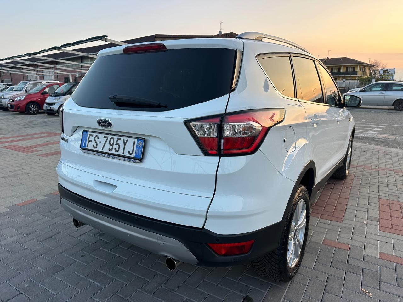 Ford Kuga 1.5 TDCI 120 CV OK NEOPATENTATI