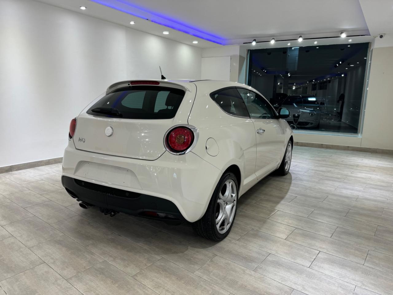 Alfa Romeo MiTo 1.4 T 120 CV GPL Distinctive Sport Pack