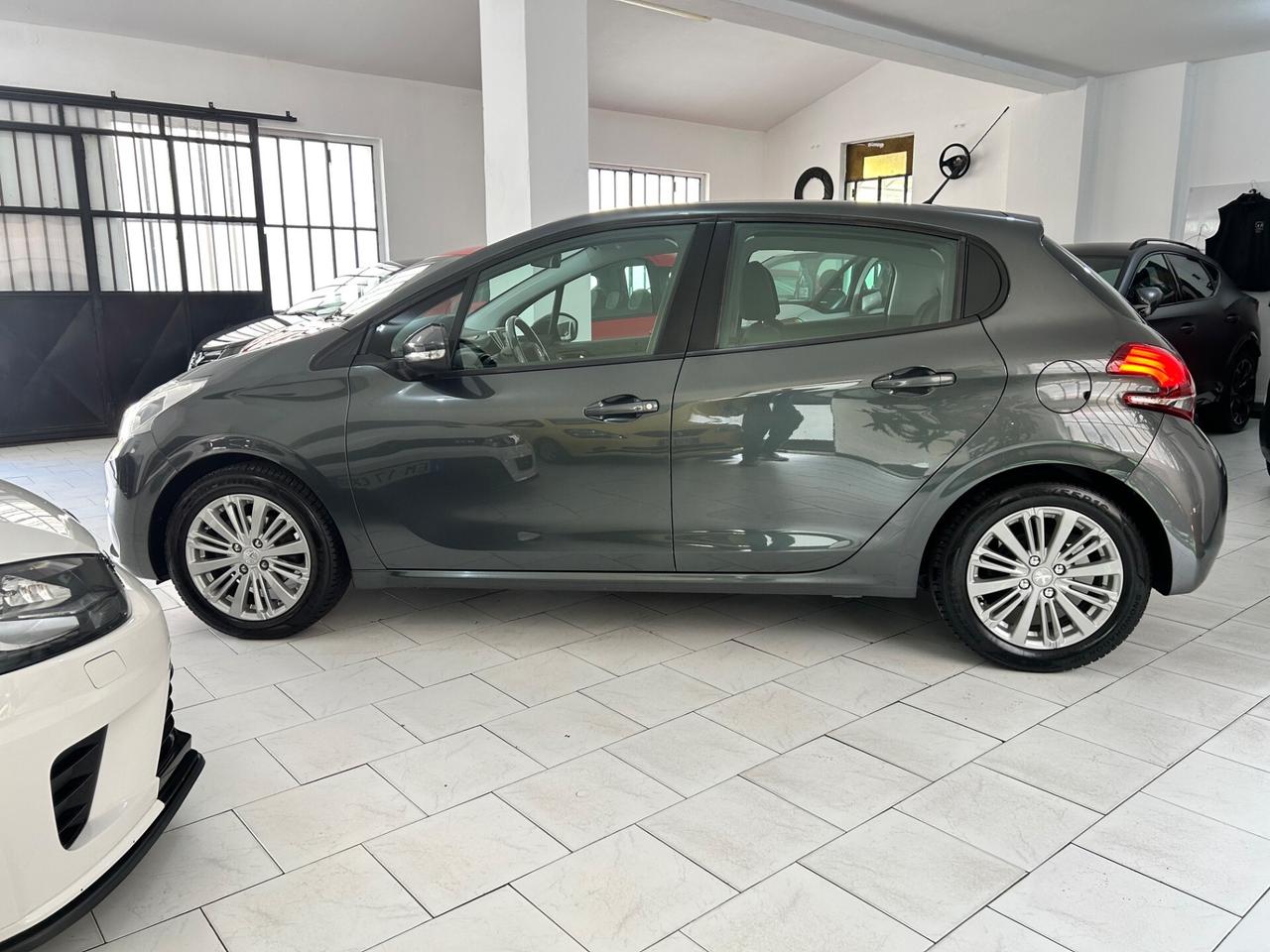Peugeot 208 Allure *12/24 mesi di garanzia*
