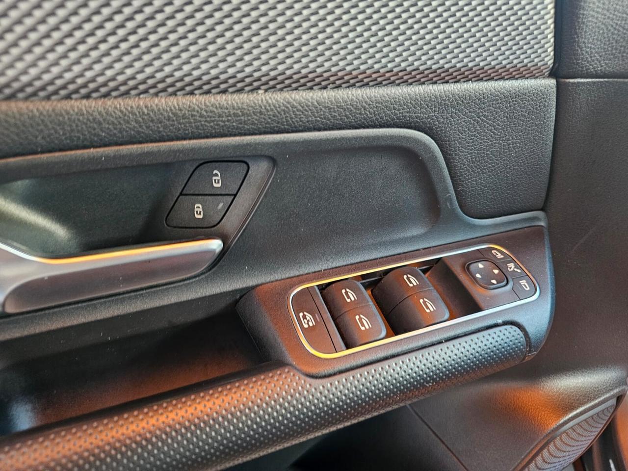 Mercedes-benz GLA 200 d Automatic Business